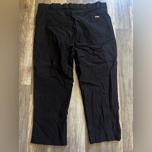 Simon Chang in size 12 - Picture 2 of 3